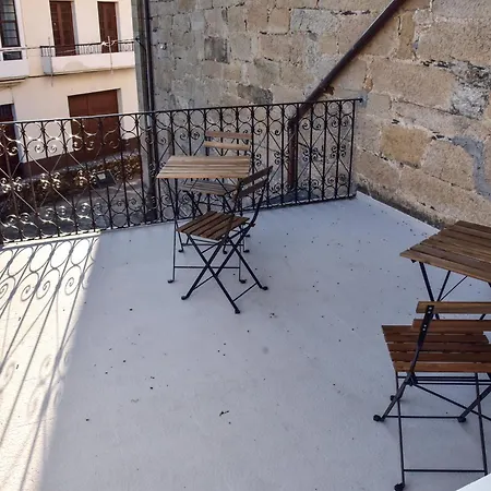 O Lar Hostel Larouco
